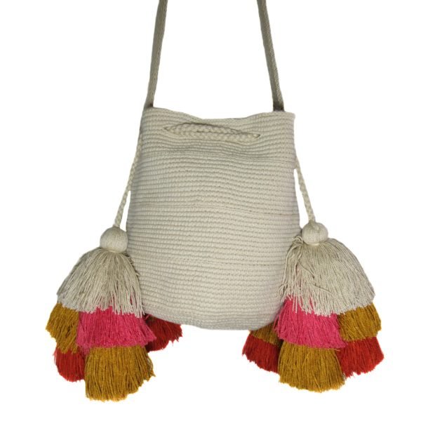 wayuu bag with tassels